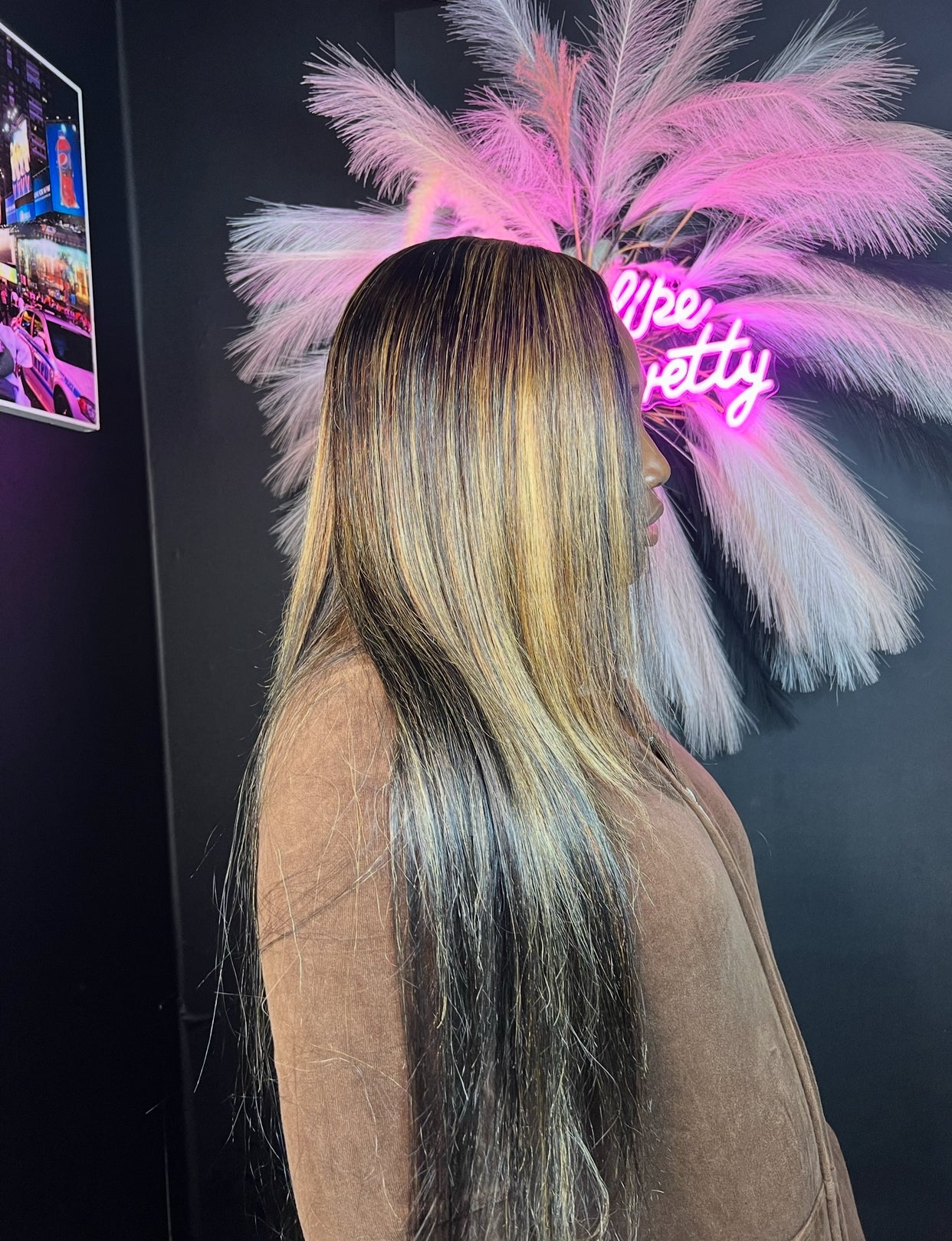Highlight Straight Frontal Wig (Pre-Order)